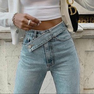 Light wash slash denim jeans